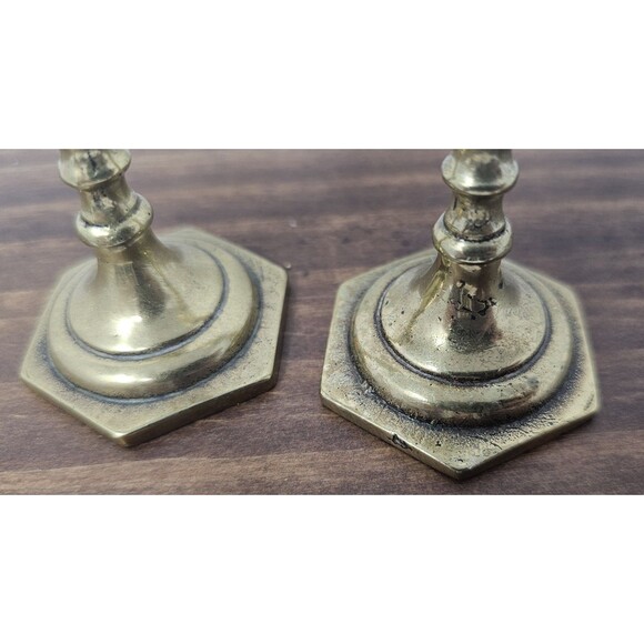 Vtg Pair Brass Candlestick Baluster Form Faceted Screw Hexagonal Base 3.5" - Picture 3 of 12